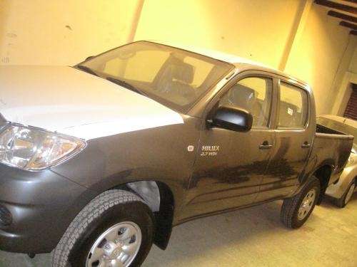 Toyota Hilux Camioneta Nuevo 2010 4x4 2 7 Wt i 0km En Cochabamba 