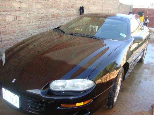 En venta deportivo chevrolet camaro mod 2000 en Cochabamba - Autos | 32639