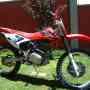 VENDO MOTO HONDA CRF 230F CON PLACA 29, EN MUY BUEN ESTADO, AÑO 2004 CON MOTOR ESTANDAR REF. INTERESADOS LLAMAR AL 72011726