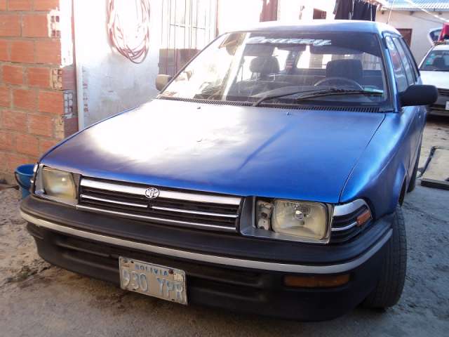 Toyota corolla 90 en La Paz, Bolivia | Evisos